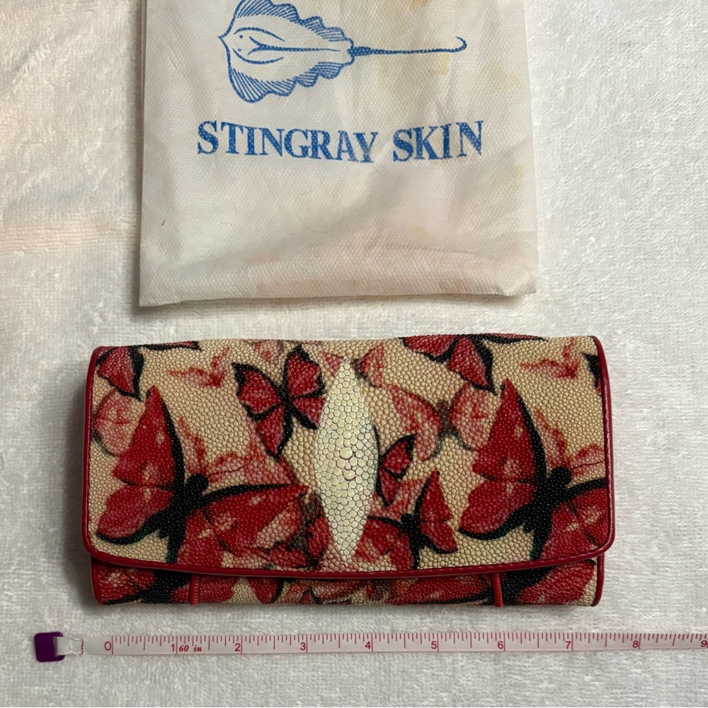 Authentic Stingray Skin wallet